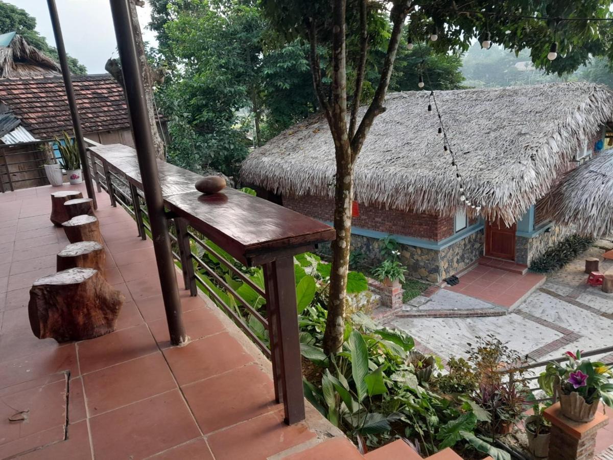 House Homestay *