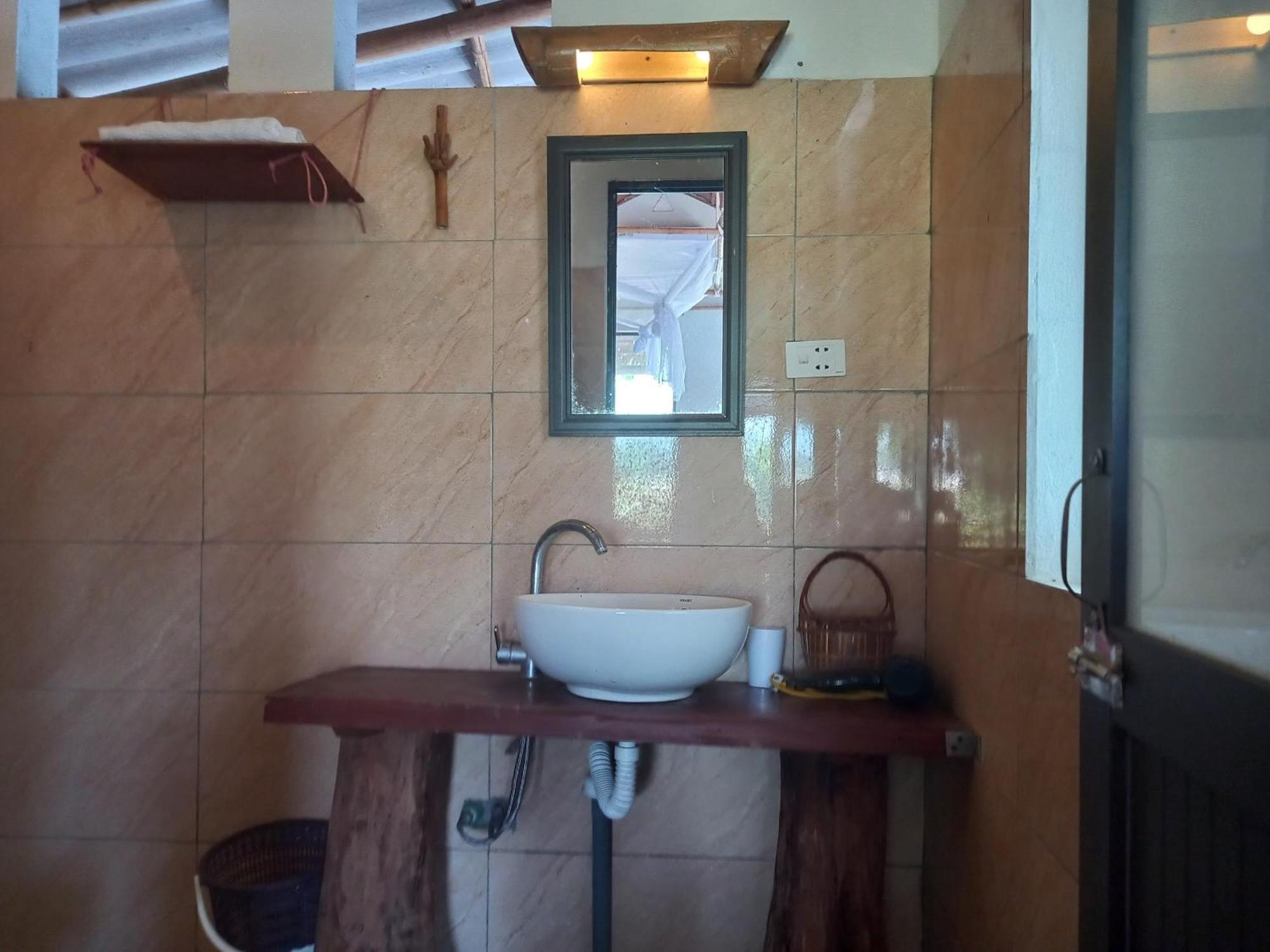 Homestay House *