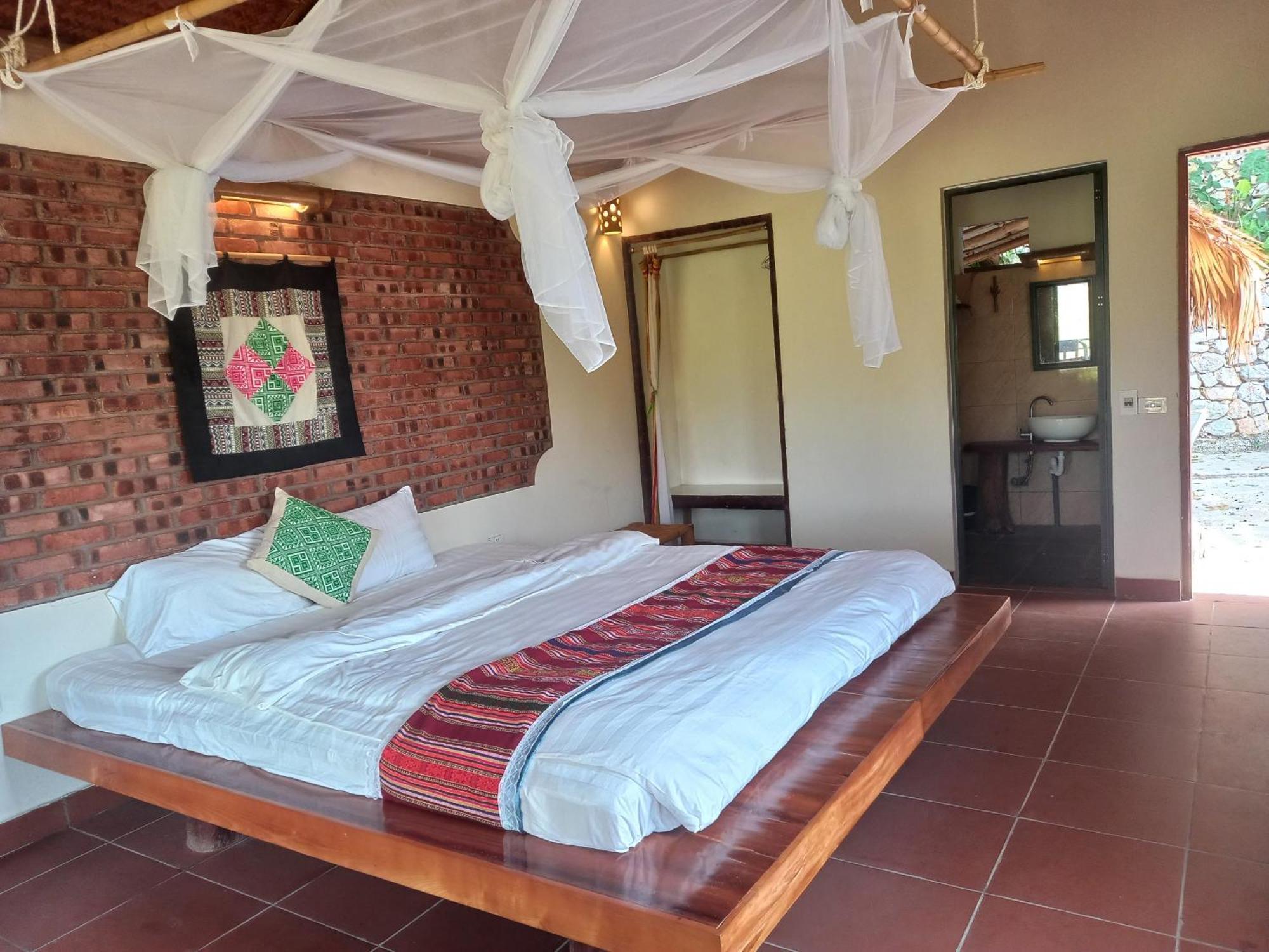 House Homestay